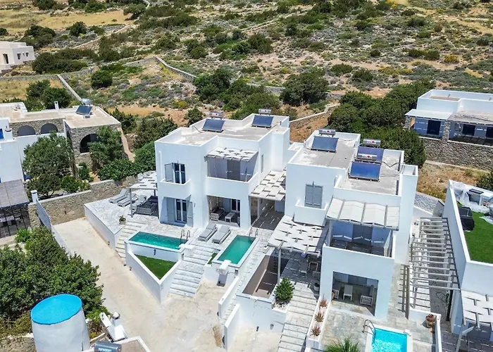 White Paros * Aspro Chorio